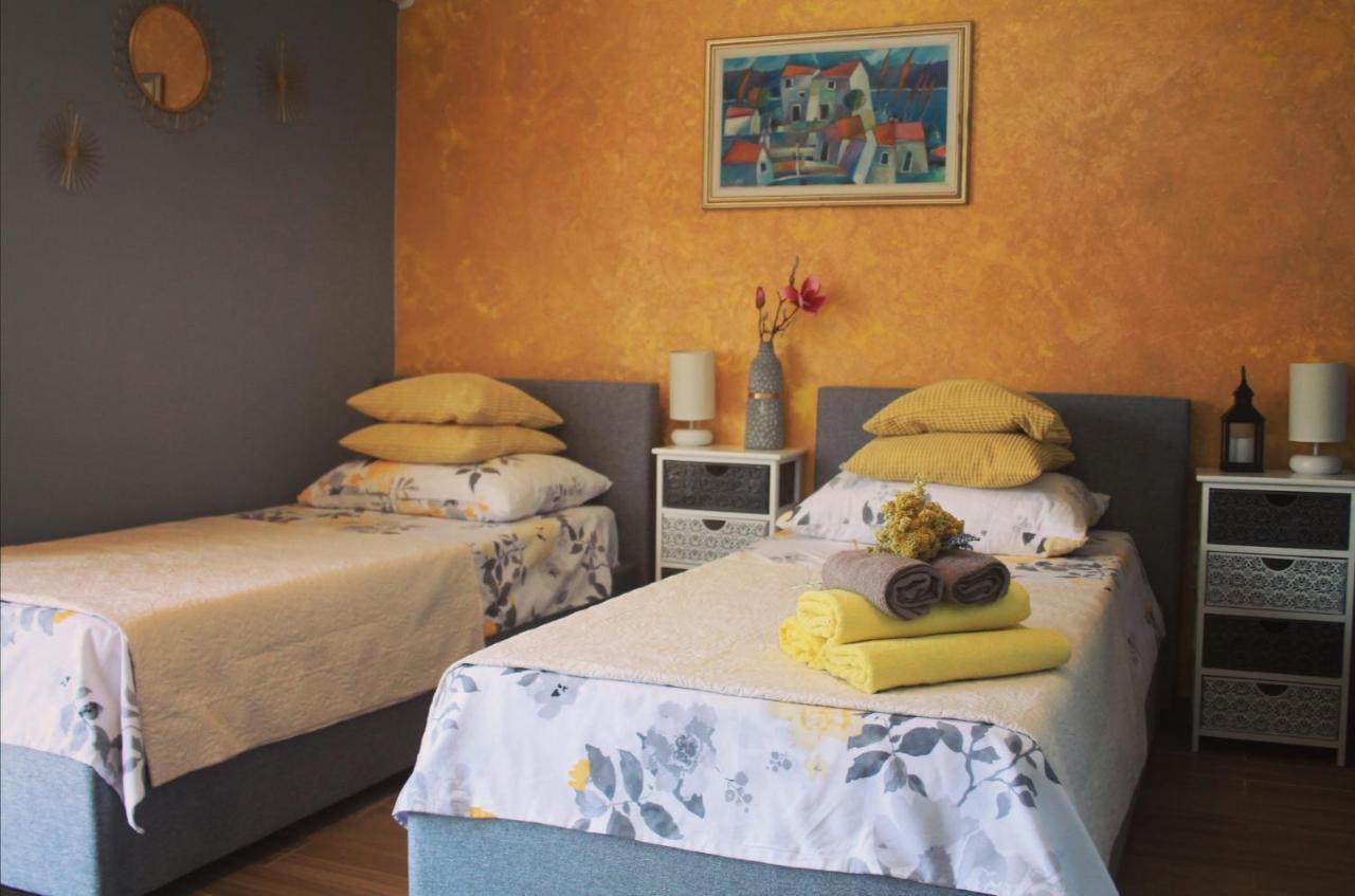 Marina Guesthouse Korcula Town Exterior photo